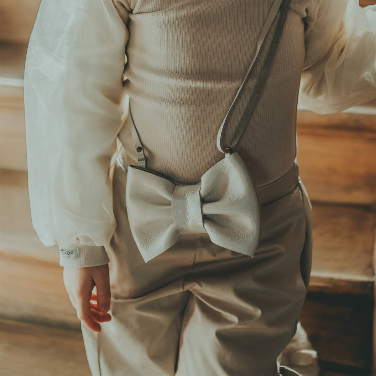 Viona Purse Bow - Tasche aus Leder von Donsje kaufen - Kleidung, Geschenke, Babykleidung & mehr