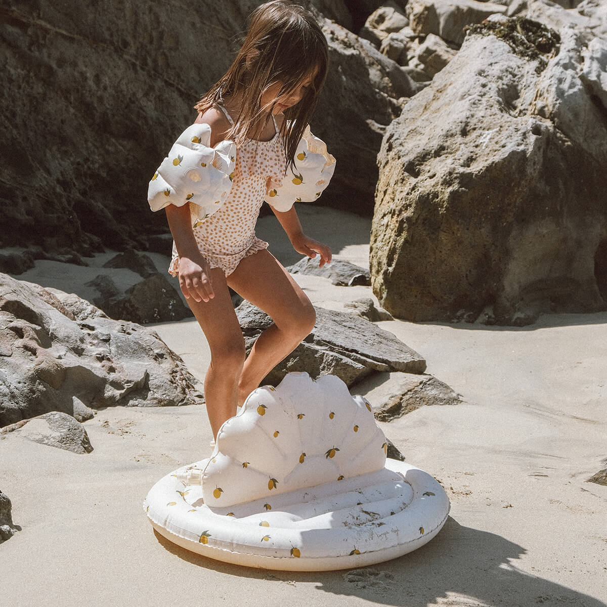 Wassersprinkler Shell - Badespielzeug von Konges Slojd kaufen - Spielzeug, Babykleidung & mehr