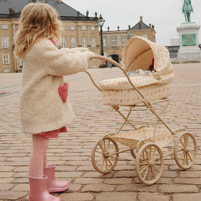 Doll Pram - Puppenwagen aus recycelter Baumwolle von Konges Slojd kaufen - Spielzeug, Babykleidung & mehr