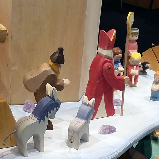Esel stehend aus Holz von Ostheimer kaufen - Spielfigur, Babykleidung & mehr