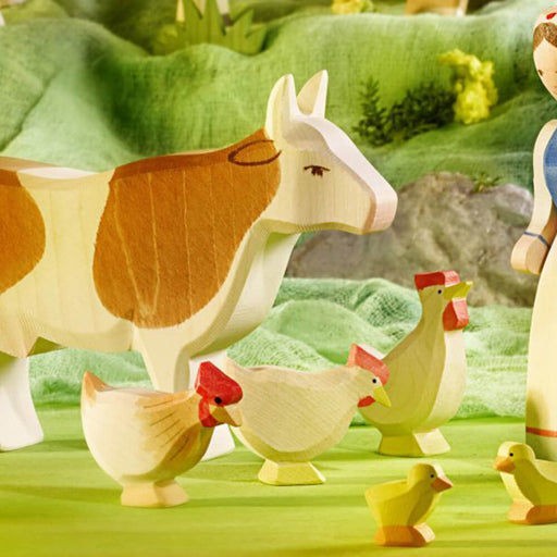 Huhn ocker stehend aus Holz von Ostheimer kaufen - Spielfigur, Babykleidung & mehr