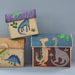 Large Dino Raffia Toy Basket Dino Print - Aufbewahrungskorb von Rice kaufen - Spielzeug, Kinderzimmer, Babykleidung & mehr