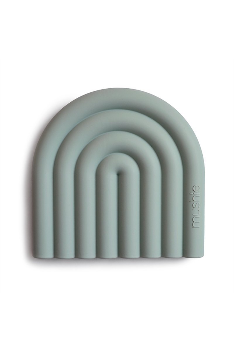 Mushie Beißring “Teether Rainbow Cambridge Blue” von mushie kaufen - Spielzeug, Babykleidung &amp; mehr