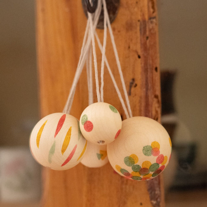 Ornaments - Anhänger aus Holz PEFC von Grapat kaufen - Spielzeug, Babykleidung & mehr