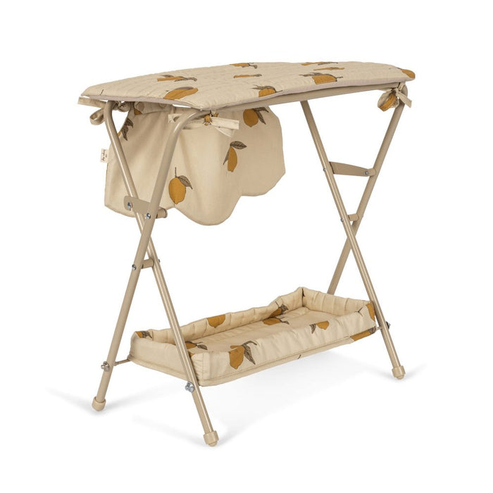 Puppen Wickeltisch Doll Changing Table aus Recycelter Baumwolle von Konges Slojd kaufen - Spielzeug, Babykleidung & mehr