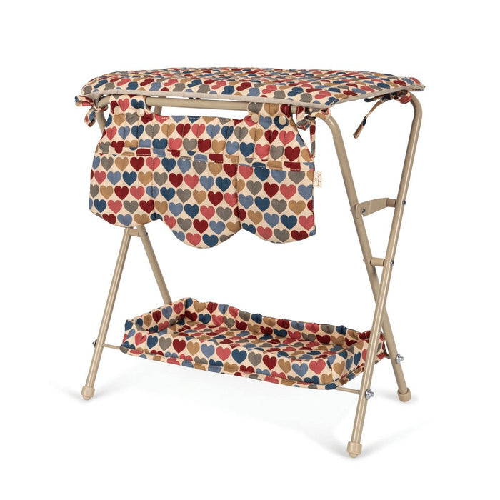 Puppen Wickeltisch Doll Changing Table aus Recycelter Baumwolle von Konges Slojd kaufen - Spielzeug, Babykleidung & mehr