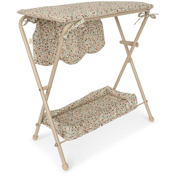 Puppen Wickeltisch Doll Changing Table aus Recycelter Baumwolle von Konges Slojd kaufen - Spielzeug, Babykleidung & mehr