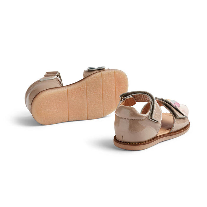 Uma Lack - Sandale aus Leder von Wheat kaufen - Kleidung, Babykleidung & mehr