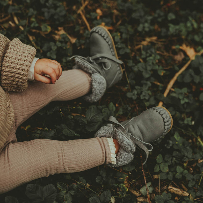 Affy Leggings mit Spitze aus Bio-Baumwolle von Donsje kaufen - Kleidung, Babykleidung & mehr