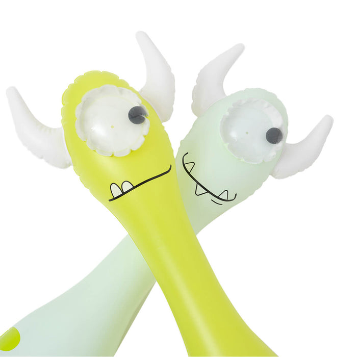 Buddy Monty The Monster - Poolnudel Aufblasbar aus 100% PVC von Sunnylife kaufen - Spielzeug, Babykleidung & mehr
