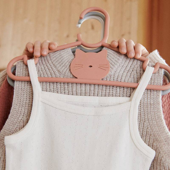 Falton Hanger 8er Pack - Kleiderbügel aus 100% recyceltes Polypropylen von Liewood kaufen - Kinderzimmer, Kleidung, Babykleidung & mehr