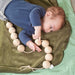 Garlanda Girlande aus großen Holzperlen PEFC von Grapat kaufen - Spielzeug, Geschenke, Babykleidung & mehr