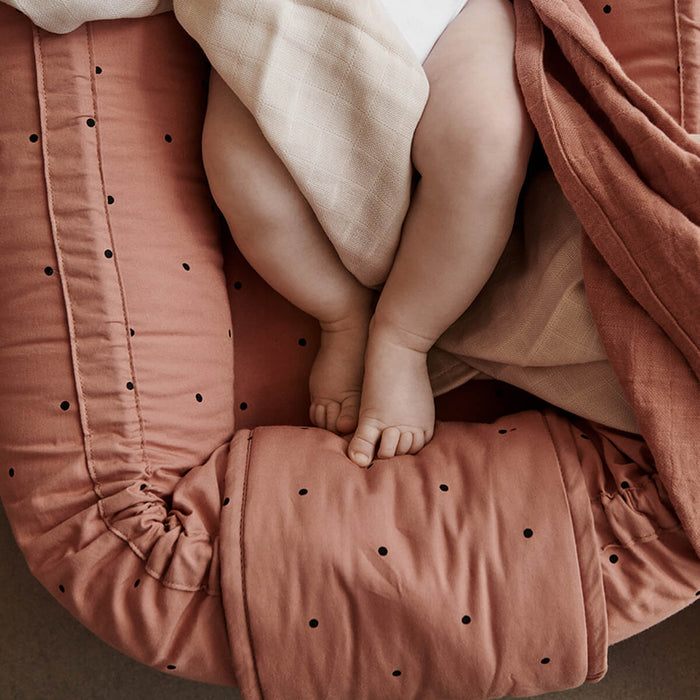 Gro Tragbares Baby Nest von Liewood kaufen - Baby, Babykleidung & mehr
