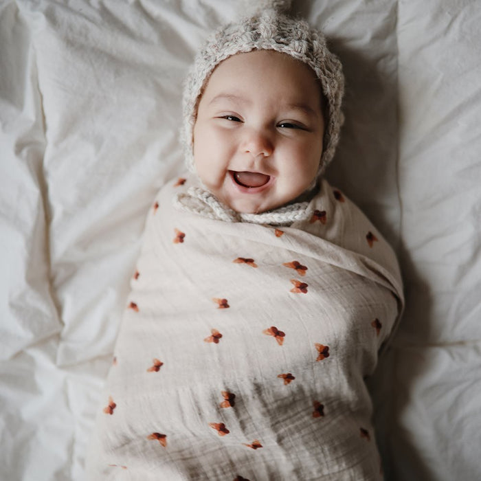 Großes Mulltuch mit Muster von mushie kaufen - Baby, Babykleidung & mehr