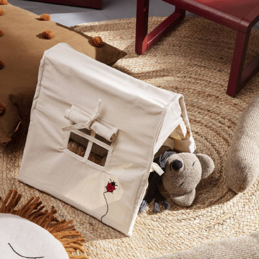 Mini Tent Ladybird Embroidered - Minizelt mit Marienkäfer bestickt von ferm LIVING kaufen - Spielzeug, Babykleidung & mehr