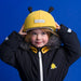Nachhaltige Helm Cover aus recycelten Flaschen von Dinoski kaufen - Kleidung, Babykleidung & mehr