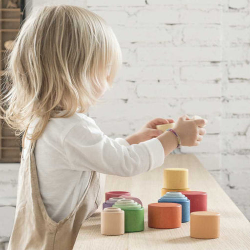 Nest Bowls Stapelspielzeug aus PEFC Holz von Grapat kaufen - Spielzeug, Geschenke, Babykleidung & mehr